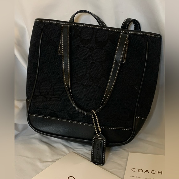 Coach Signature Collection Black Bag - Picture 5 of 17